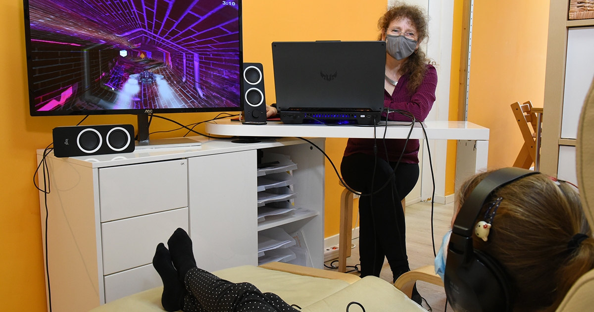 Neurofeedback Behandlung mit Fr. Schreiber